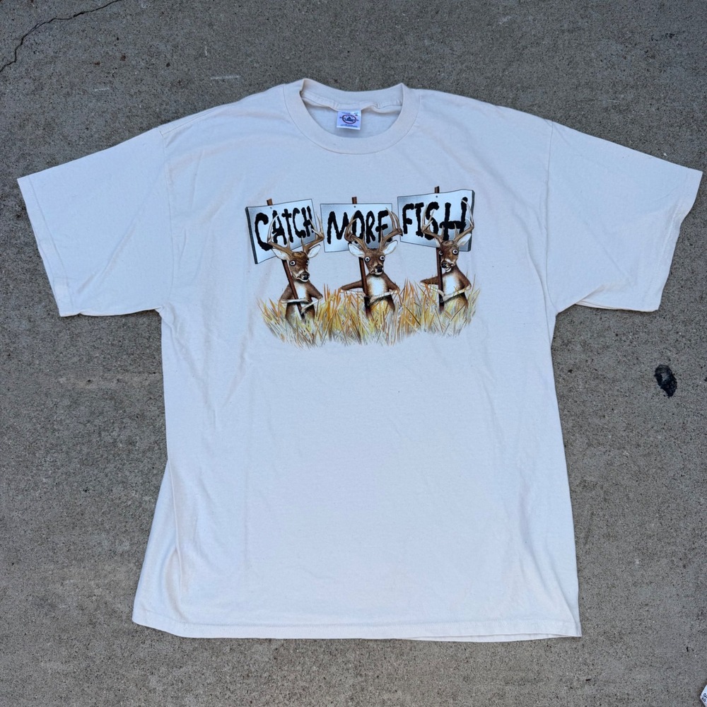 Delta Pro Weight T Shirt Mens XL Cream Catch More Fish Deer Graphic Short Sleeve